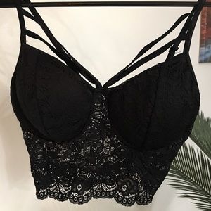 Black Windsor Lace Bralette (NWT)